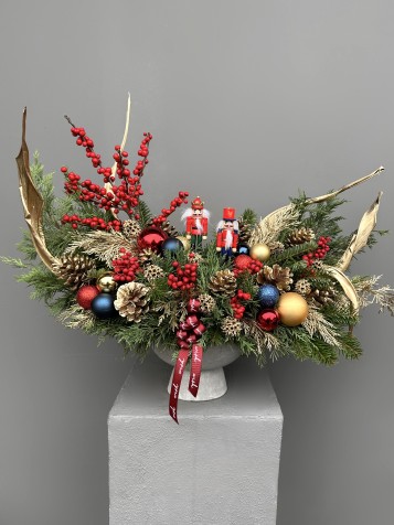 Nutcracker Özel Tasarım Yılbaşı Aranjmanı