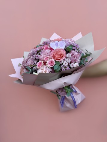 Blush Hermosa Karışık Buket